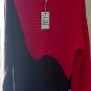 Women’s Colorblock Crewneck Sweater - Red & Black
